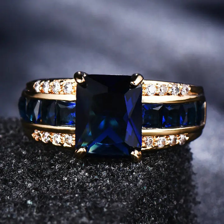 Divifa Kassira Bluemont Ring in Gold-Plated stainless steel