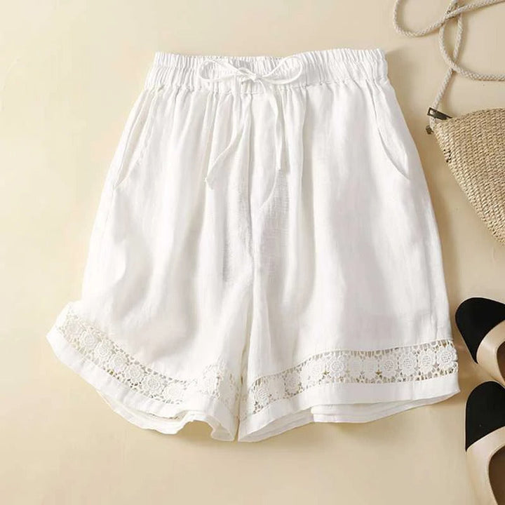 Divifa Rica Relaxed Floral Shorts