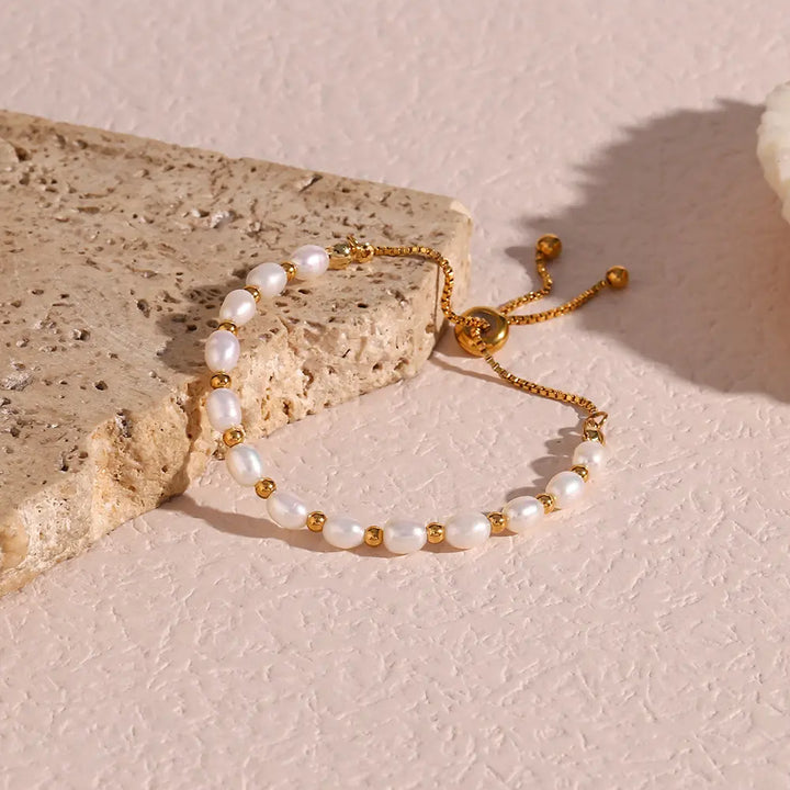 Divifa Pearl Bracelet in Gold-Plated stainless steel
