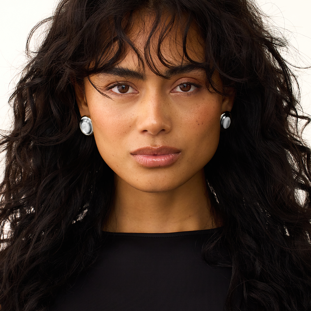 Divifa Giselle Pearl Earrings in White Gold-Plated stainless steel