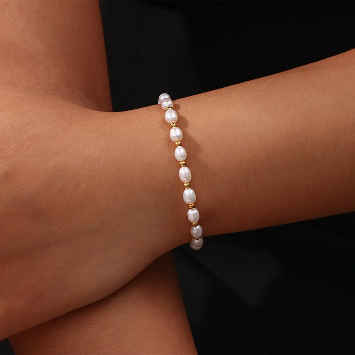 Divifa Pearl Bracelet in Gold-Plated stainless steel