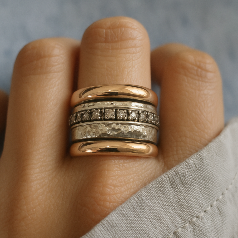 Divifa Thick Vintage Ring in Gold-Plated stainless steel