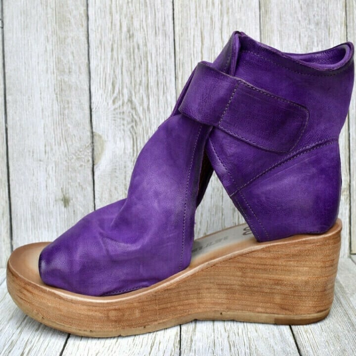 Divifa Dawn Wedge Sandals with Buckle in Boho Style