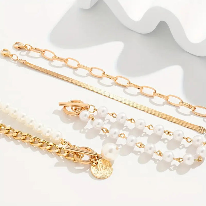 Divifa Chic 4-piece Jewelry Set in Gold-Plated stainless steel