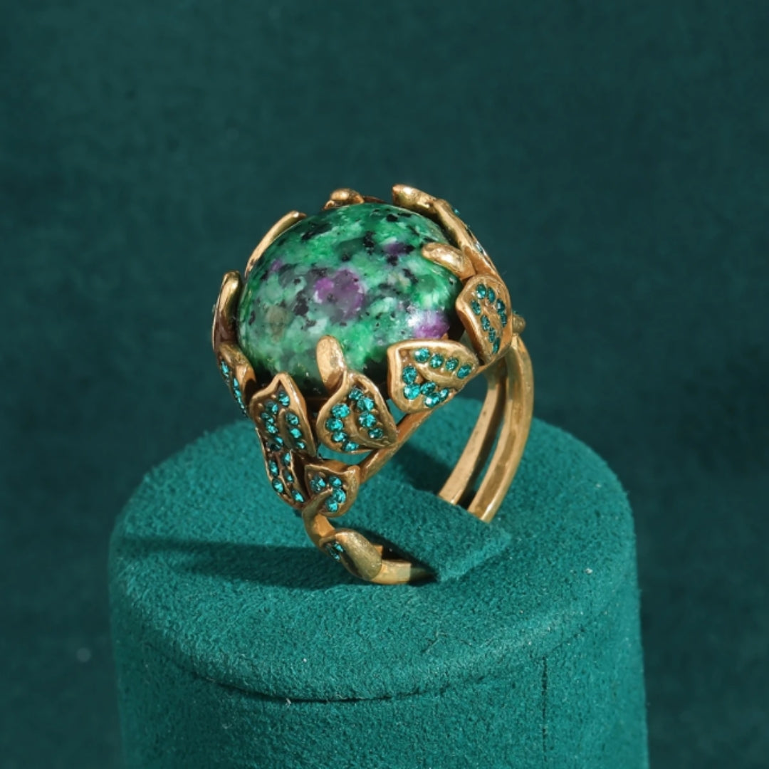 Divifa Green Natural Ring in Gold-Plated stainless steel