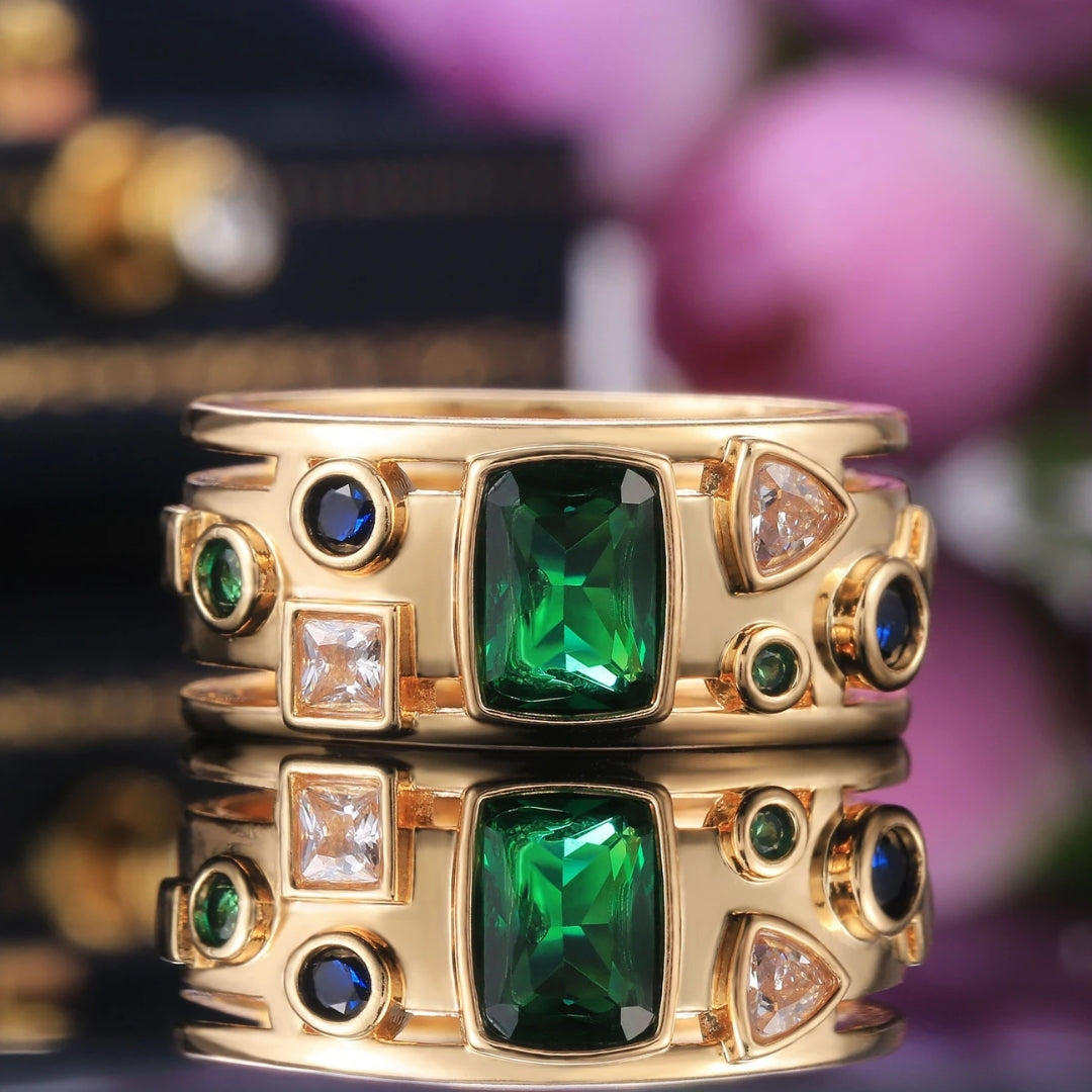 Divifa Golden Inlaid Ring in Gold-Plated stainless steel