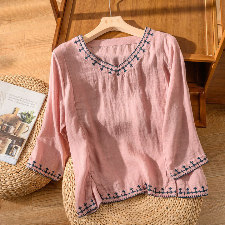 Divifa Mary Pattern V-Neck Blouse
