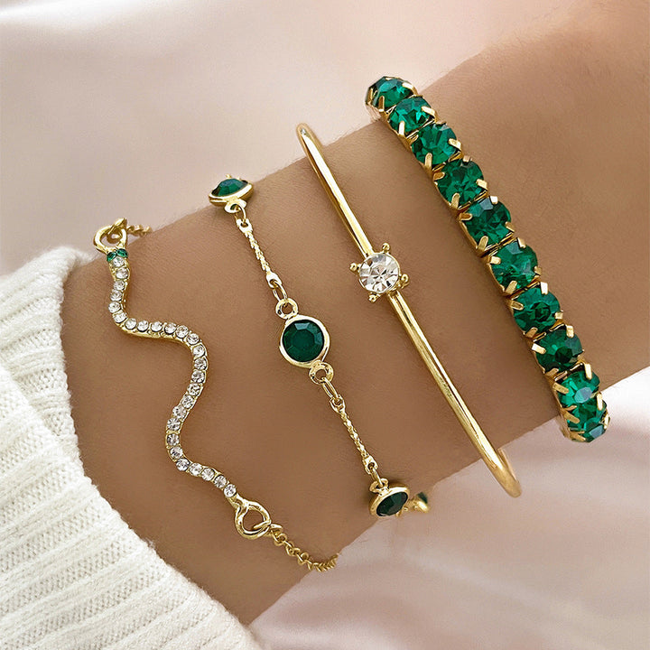 Divifa Sorina Feldwyn Jewelry Set in Gold-Plated stainless steel