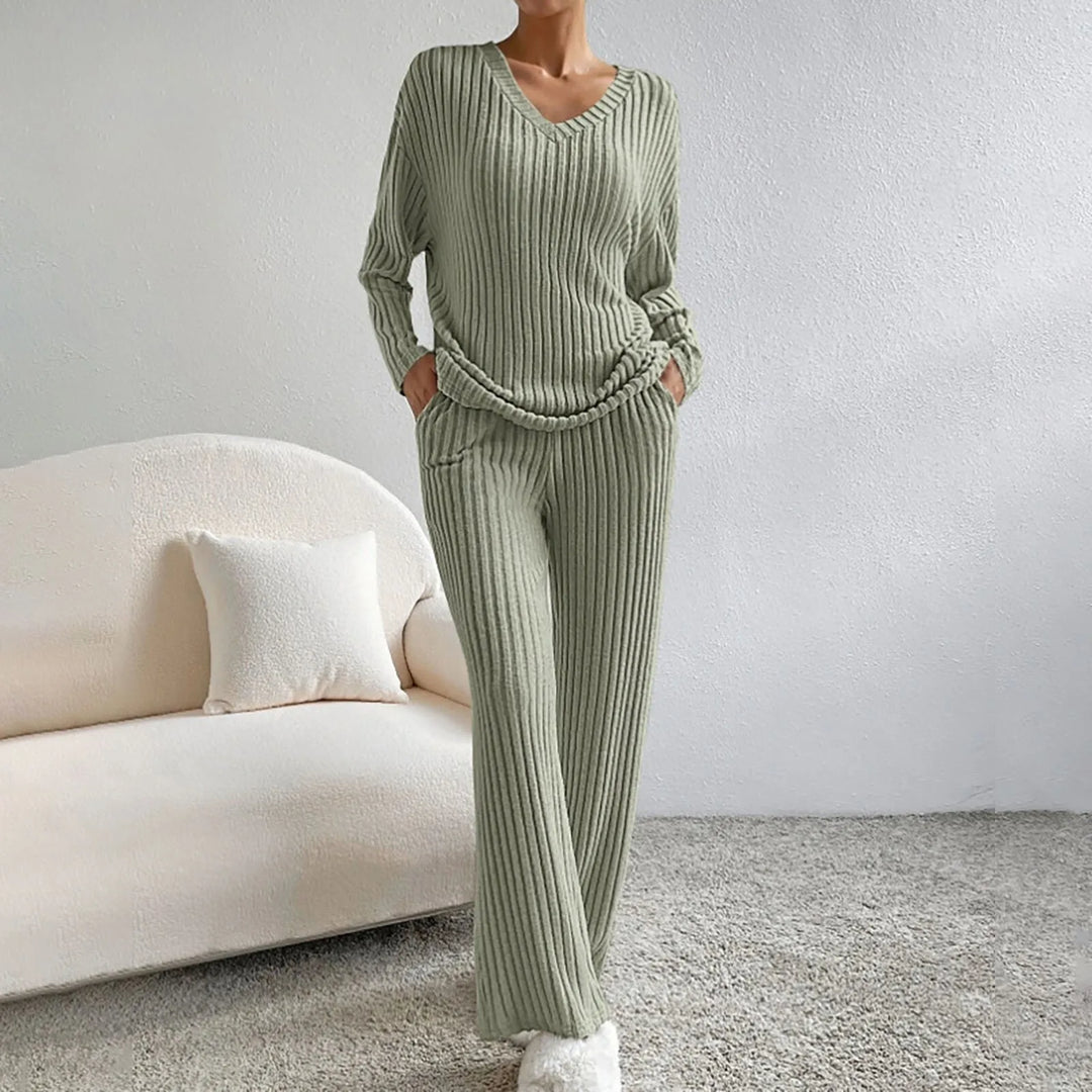 Divifa CozySet Knitted 2-piece set