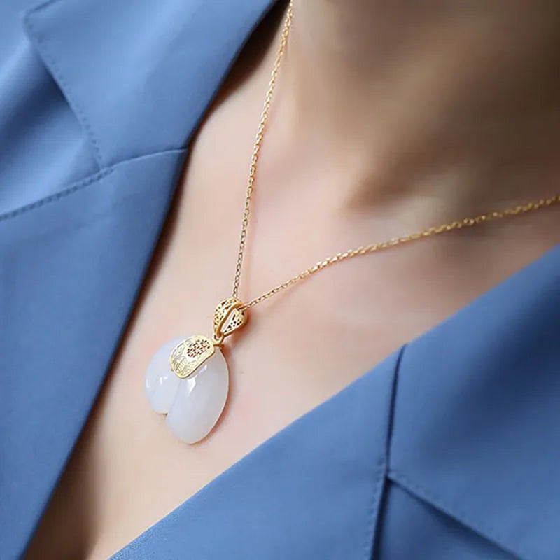 Divifa Hetian Jade Necklace in Gold-Plated stainless steel