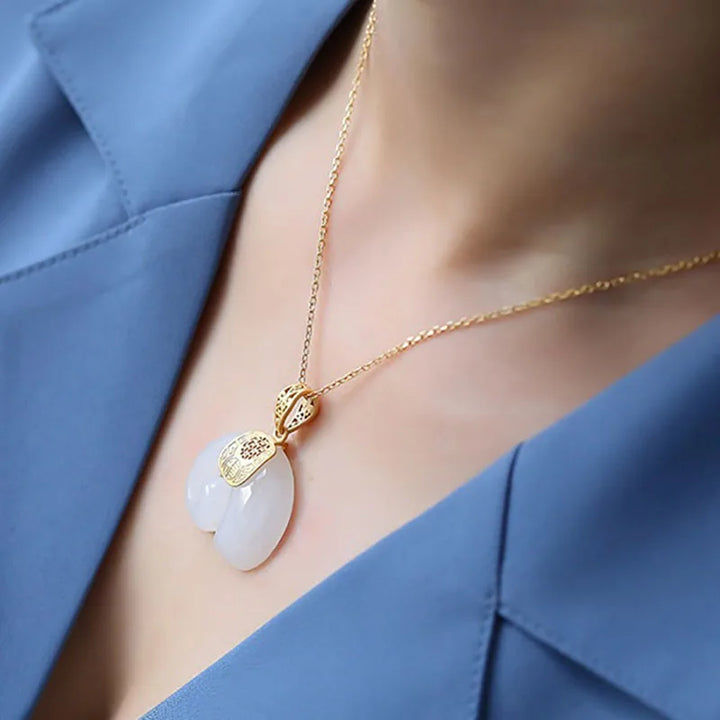 Divifa Hetian Jade Necklace in Gold-Plated stainless steel