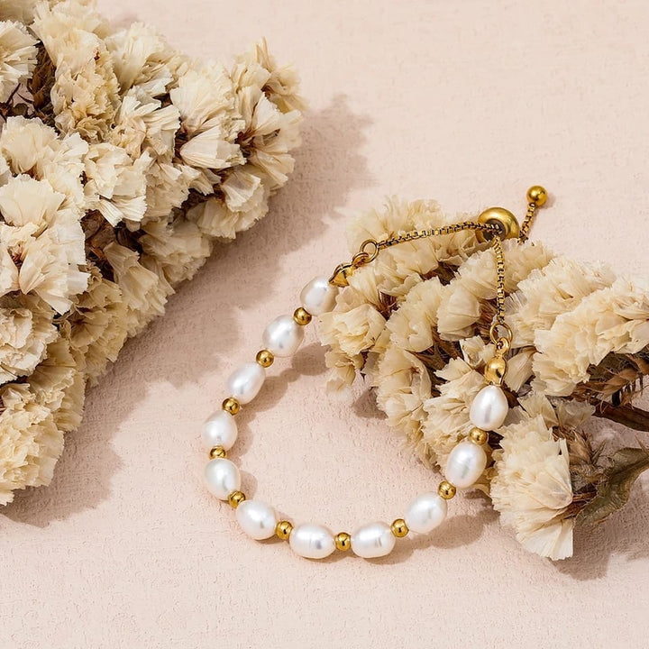 Divifa Pearl Bracelet in Gold-Plated stainless steel