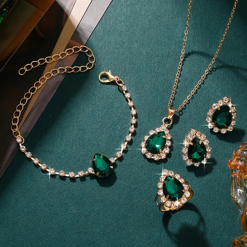 Divifa Elisandre Vermont Jewelry in Gold-Plated stainless steel