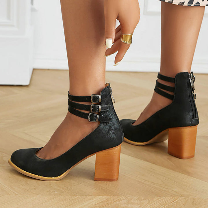 Divifa Casilda Smooth Sandals with Ankle Strap and Thick Heel