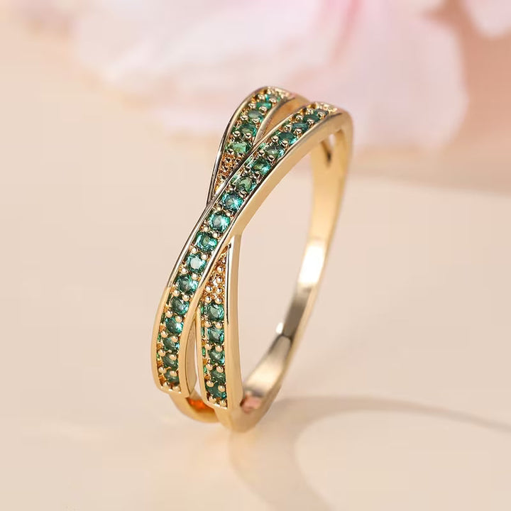 Divifa Emerald Flow Ring in Gold-Plated stainless steel
