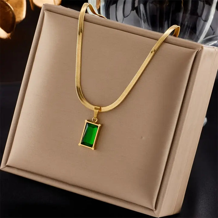 Divifa Iselotte Verdain Jewelry Set in Gold-Plated stainless steel
