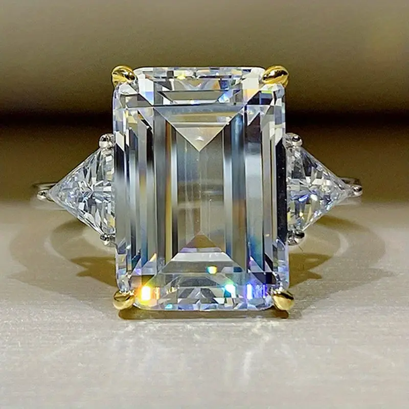 Divifa Vintage Square Ring in Gold-Plated stainless steel