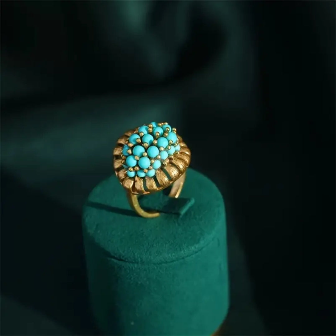 Divifa Inlaid Blue Ring in Gold-Plated stainless steel